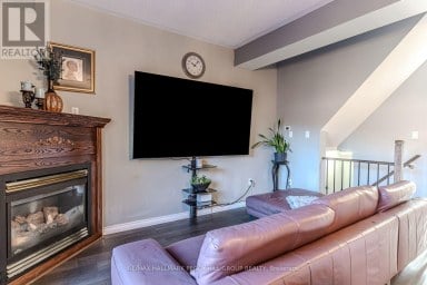 17 BRUCE CRESCENT Barrie (Bayshore) Ontario photo 6