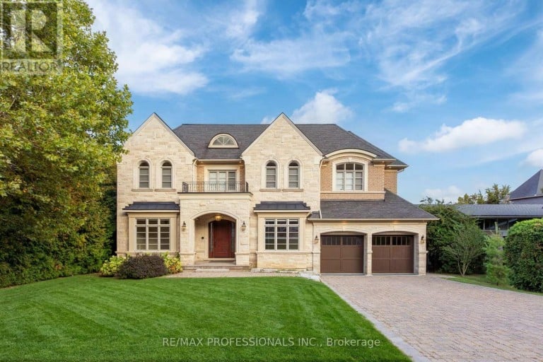 191 EDENBRIDGE DRIVE, Toronto (Edenbridge-Humber Valley), Ontario, M9A3G7