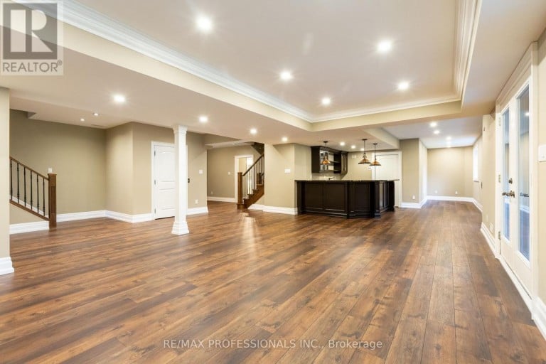 191 EDENBRIDGE DRIVE, Toronto (Edenbridge-Humber Valley), Ontario, M9A3G7