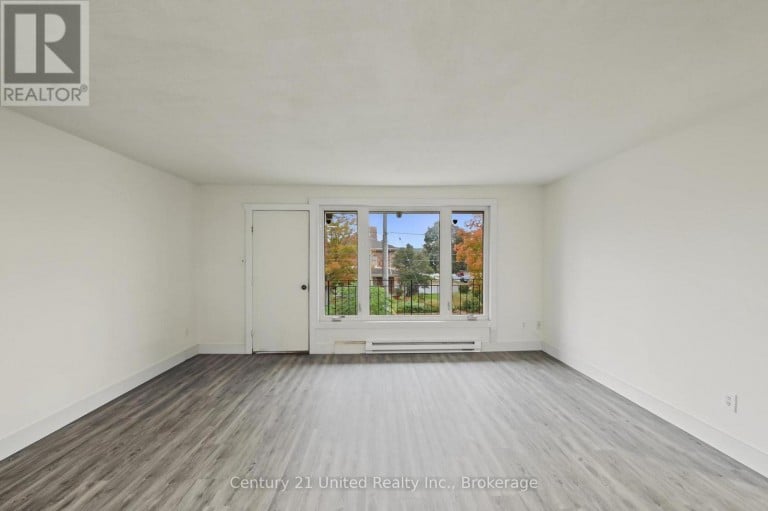 198 AYLMER STREET N, Peterborough (Town Ward 3), Ontario, K9J3K1