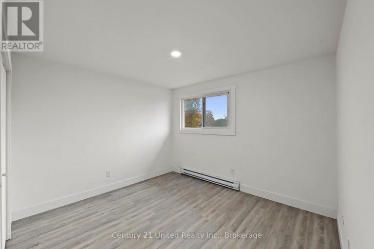 198 AYLMER STREET N, Peterborough (Town Ward 3), Ontario, K9J3K1