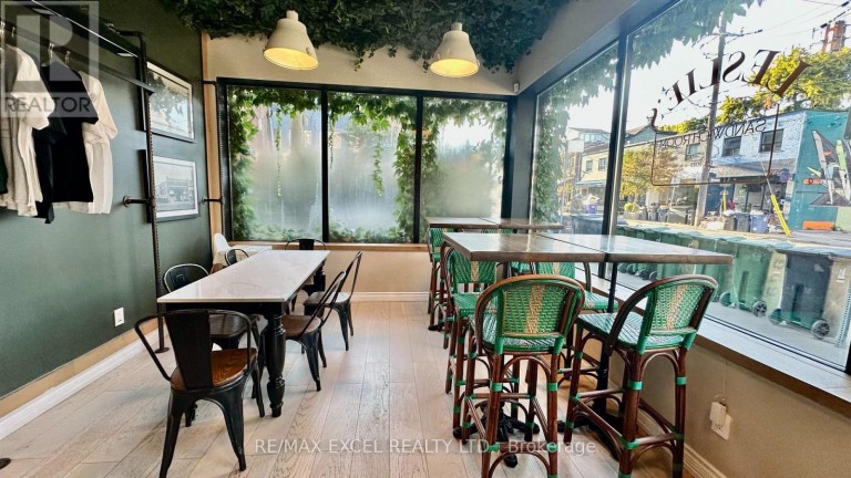 969 QUEEN STREET E, Toronto (South Riverdale), Ontario, M4L1H9
