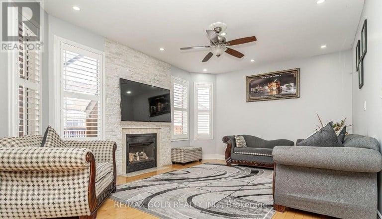 7 BETTEY ROAD, Brampton (Vales of Castlemore), Ontario, L6P1S9