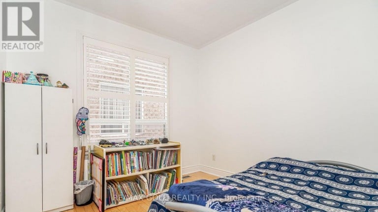 7 BETTEY ROAD, Brampton (Vales of Castlemore), Ontario, L6P1S9