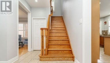 7 BETTEY ROAD Brampton (Vales of Castlemore) Ontario photo 22