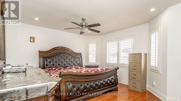 7 BETTEY ROAD, Brampton (Vales of Castlemore), Ontario, L6P1S9
