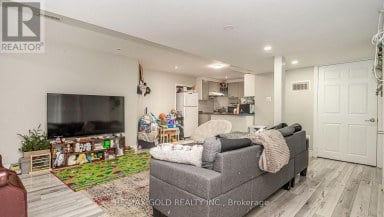 7 BETTEY ROAD Brampton (Vales of Castlemore) Ontario photo 38