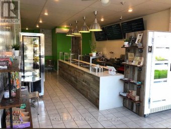 215 LAKESHORE ROAD E Mississauga (Port Credit) Ontario photo 3