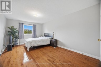 7443 RUSSIAN OLIVE CLOSE Mississauga (Lisgar) Ontario photo 23
