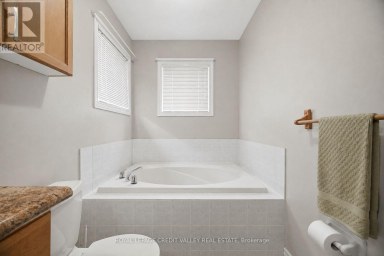 7443 RUSSIAN OLIVE CLOSE Mississauga (Lisgar) Ontario photo 26