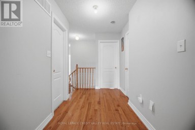 7443 RUSSIAN OLIVE CLOSE Mississauga (Lisgar) Ontario photo 29