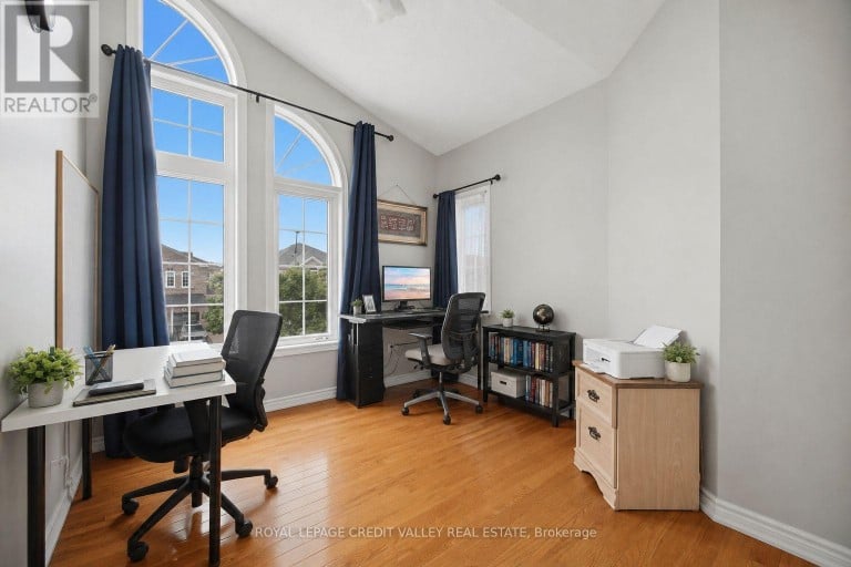 7443 RUSSIAN OLIVE CLOSE, Mississauga (Lisgar), Ontario, L5N8N7