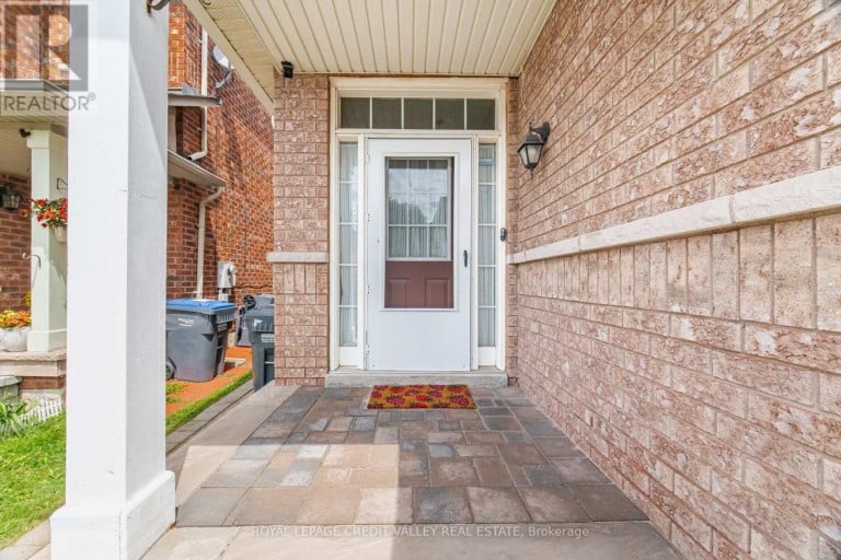 7443 RUSSIAN OLIVE CLOSE, Mississauga (Lisgar), Ontario, L5N8N7