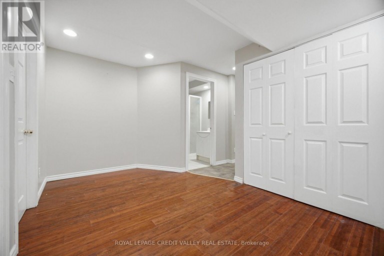 7443 RUSSIAN OLIVE CLOSE, Mississauga (Lisgar), Ontario, L5N8N7