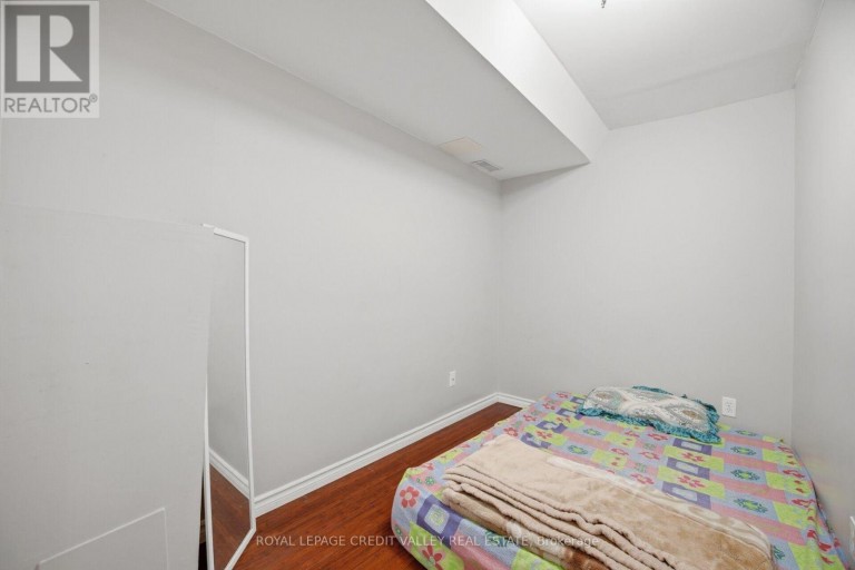7443 RUSSIAN OLIVE CLOSE, Mississauga (Lisgar), Ontario, L5N8N7