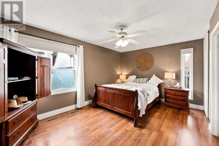 640 HILLCROFT STREET, Oshawa (Eastdale), Ontario, L1G7K6