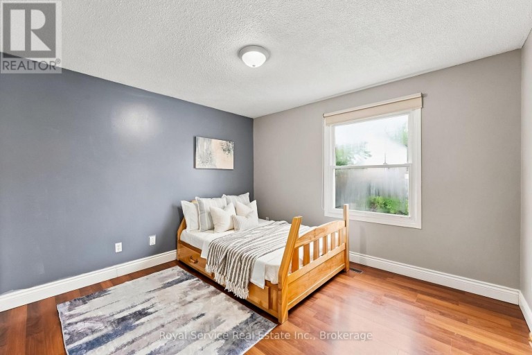 640 HILLCROFT STREET, Oshawa (Eastdale), Ontario, L1G7K6
