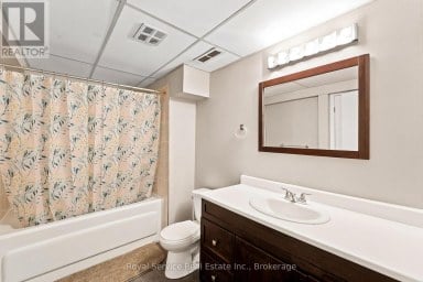 640 HILLCROFT STREET Oshawa (Eastdale) Ontario photo 42