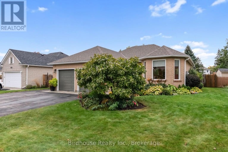 25 KIRKCONNELL ROAD, Kawartha Lakes (Lindsay), Ontario, K9V6E7