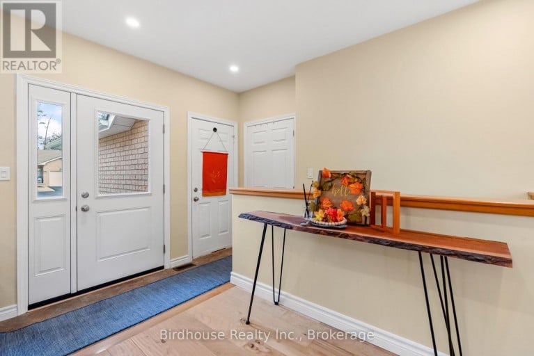 25 KIRKCONNELL ROAD, Kawartha Lakes (Lindsay), Ontario, K9V6E7