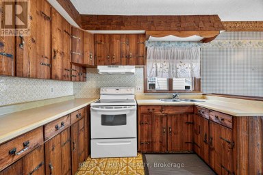 208 ROSS AVENUE Sarnia Ontario photo 10