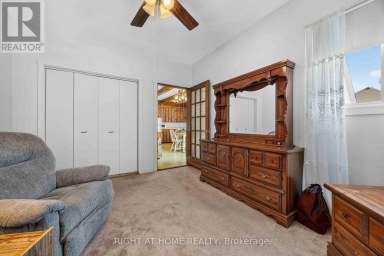 208 ROSS AVENUE Sarnia Ontario photo 13