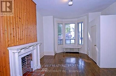 124 BALDWIN STREET Toronto (Kensington-Chinatown) Ontario photo 6