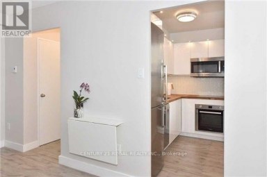 1107 - 30 GLOUCESTER STREET Toronto (Church-Yonge Corridor) Ontario photo 12