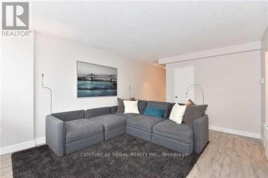 1107 - 30 GLOUCESTER STREET Toronto (Church-Yonge Corridor) Ontario photo 2