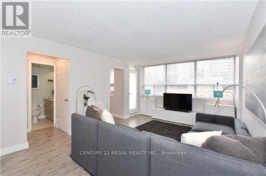 1107 - 30 GLOUCESTER STREET Toronto (Church-Yonge Corridor) Ontario photo 3