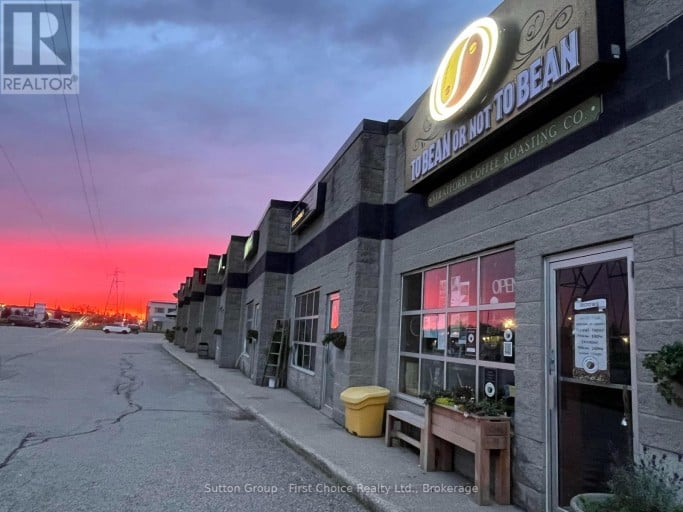 #8 - 285 LORNE AVENUE E, Stratford, Ontario, N4Z1A2