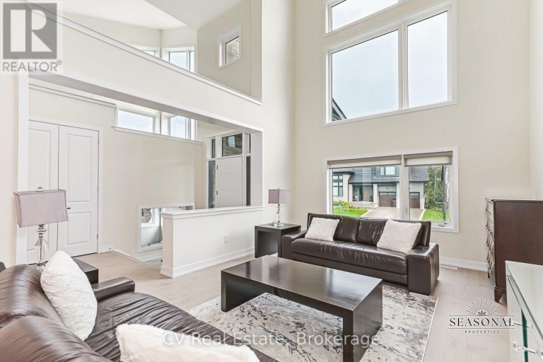 157 SPRINGSIDE CRESCENT, Blue Mountains, Ontario, L9Y5L3