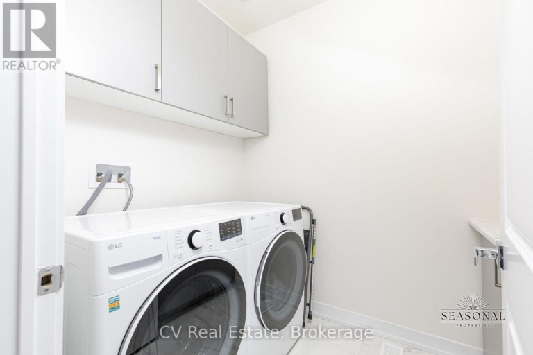157 SPRINGSIDE CRESCENT, Blue Mountains, Ontario, L9Y5L3