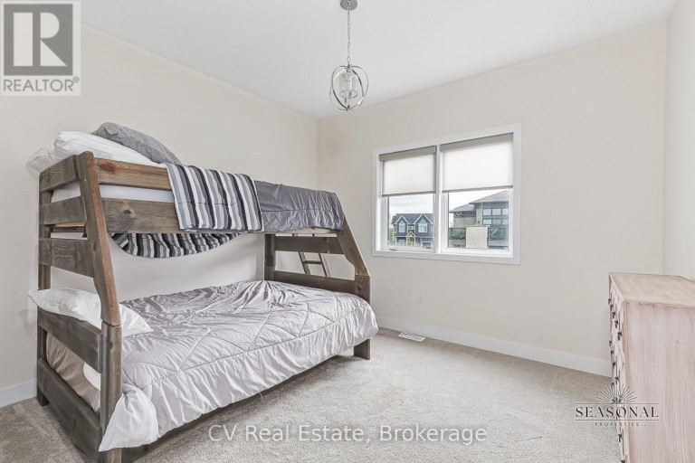 157 SPRINGSIDE CRESCENT, Blue Mountains, Ontario, L9Y5L3