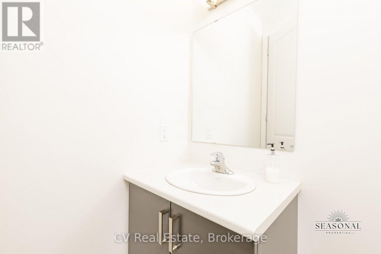 157 SPRINGSIDE CRESCENT, Blue Mountains, Ontario, L9Y5L3