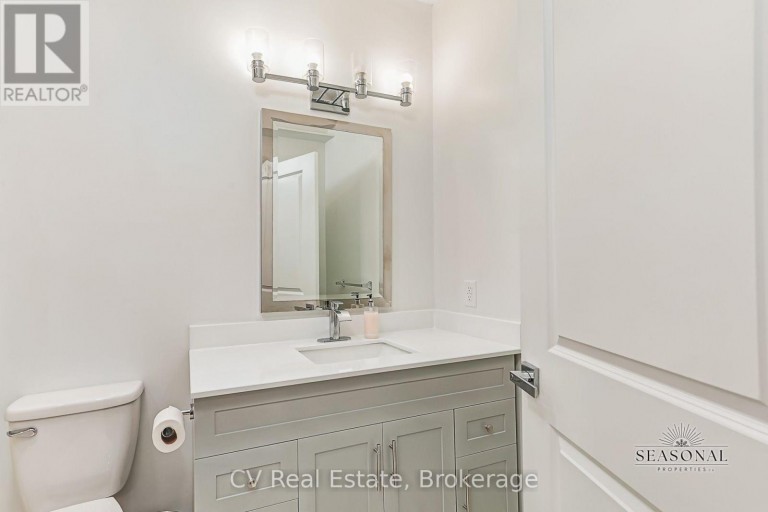 157 SPRINGSIDE CRESCENT, Blue Mountains, Ontario, L9Y5L3