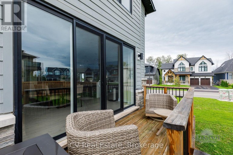 157 SPRINGSIDE CRESCENT, Blue Mountains, Ontario, L9Y5L3