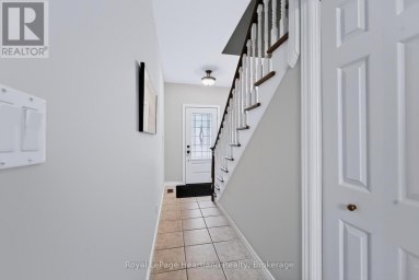 54 TRAFALGAR STREET Goderich (Goderich (Town)) Ontario photo 3