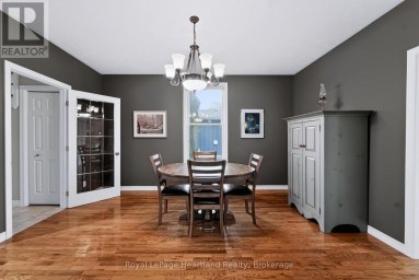 54 TRAFALGAR STREET Goderich (Goderich (Town)) Ontario photo 6
