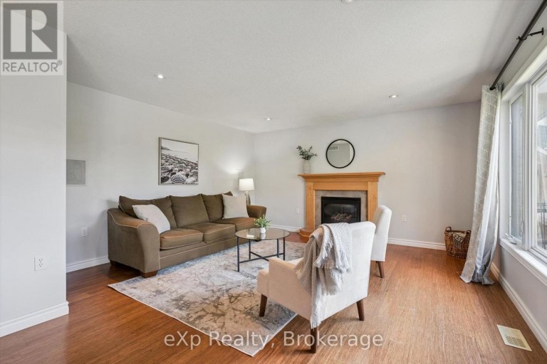 128 KEATING DRIVE, Centre Wellington (Elora/Salem), Ontario, N0B1S0