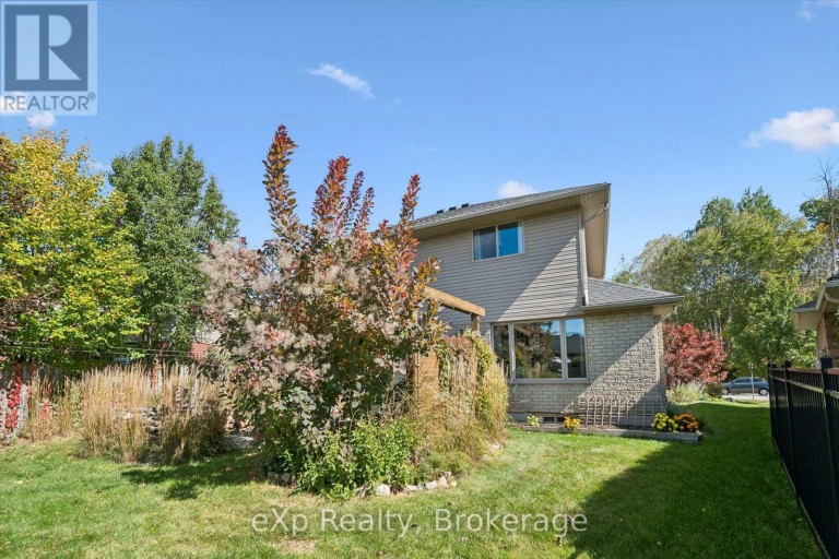 128 KEATING DRIVE, Centre Wellington (Elora/Salem), Ontario, N0B1S0