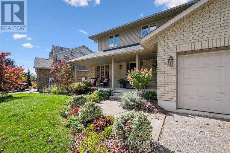 128 KEATING DRIVE, Centre Wellington (Elora/Salem), Ontario, N0B1S0