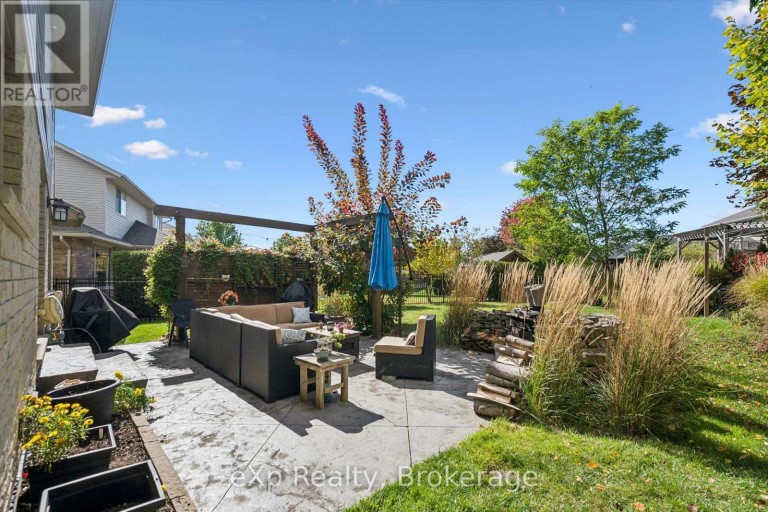 128 KEATING DRIVE, Centre Wellington (Elora/Salem), Ontario, N0B1S0