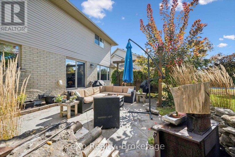 128 KEATING DRIVE, Centre Wellington (Elora/Salem), Ontario, N0B1S0
