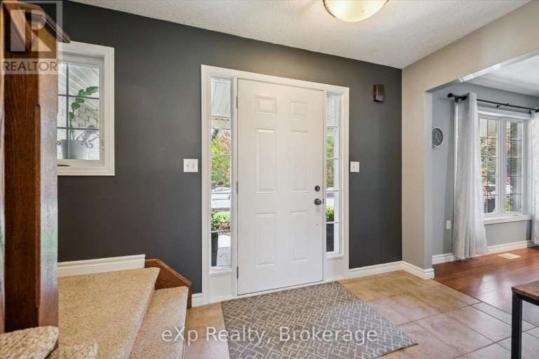 128 KEATING DRIVE, Centre Wellington (Elora/Salem), Ontario, N0B1S0