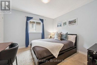 41 WESTRA DRIVE Guelph (Willow West/Sugarbush/West Acres) Ontario photo 25