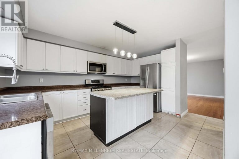 113 GLENABBEY DRIVE, Clarington (Courtice), Ontario, L1E2B6