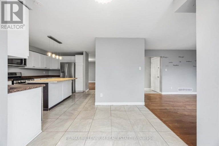 113 GLENABBEY DRIVE, Clarington (Courtice), Ontario, L1E2B6