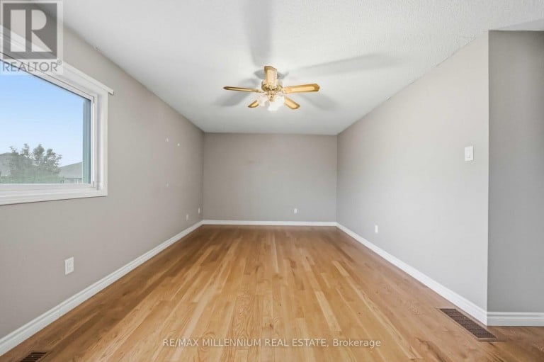 113 GLENABBEY DRIVE, Clarington (Courtice), Ontario, L1E2B6