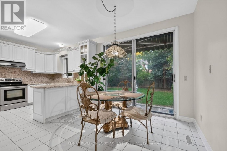 50 OAKHURST DRIVE, Vaughan (Beverley Glen), Ontario, L4J7V3